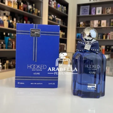 Hooked Azure Rue Broca